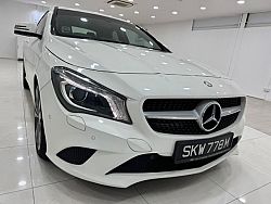 Mercedes Benz CLA180 R18 BI Revcam White 2015 LED